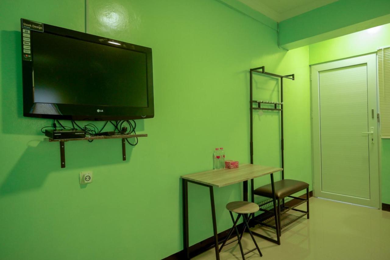 Reddoorz @ Jalan Gatot Subroto Semarang Hotel Екстериор снимка