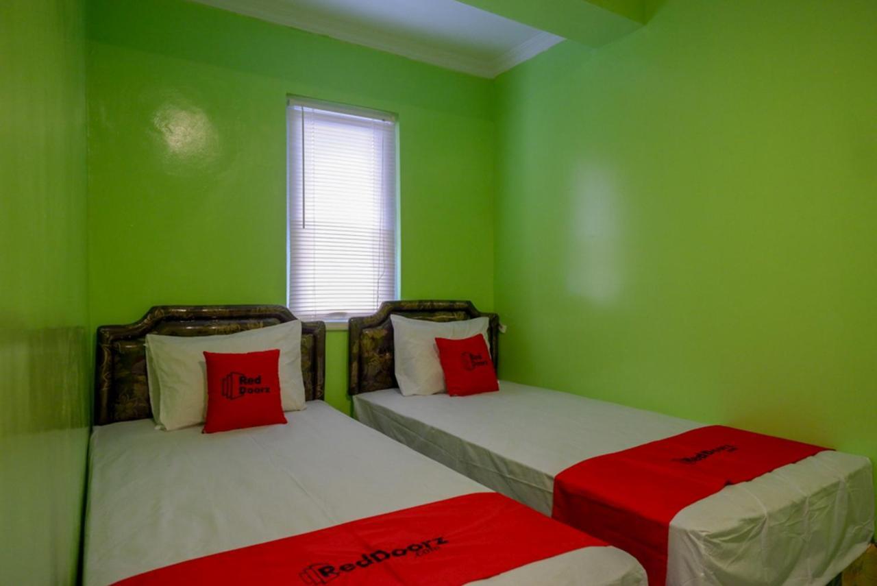 Reddoorz @ Jalan Gatot Subroto Semarang Hotel Екстериор снимка