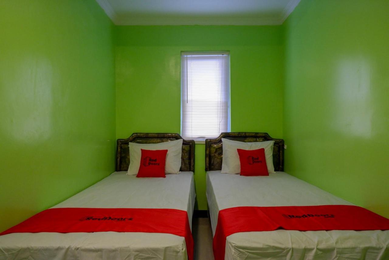 Reddoorz @ Jalan Gatot Subroto Semarang Hotel Екстериор снимка